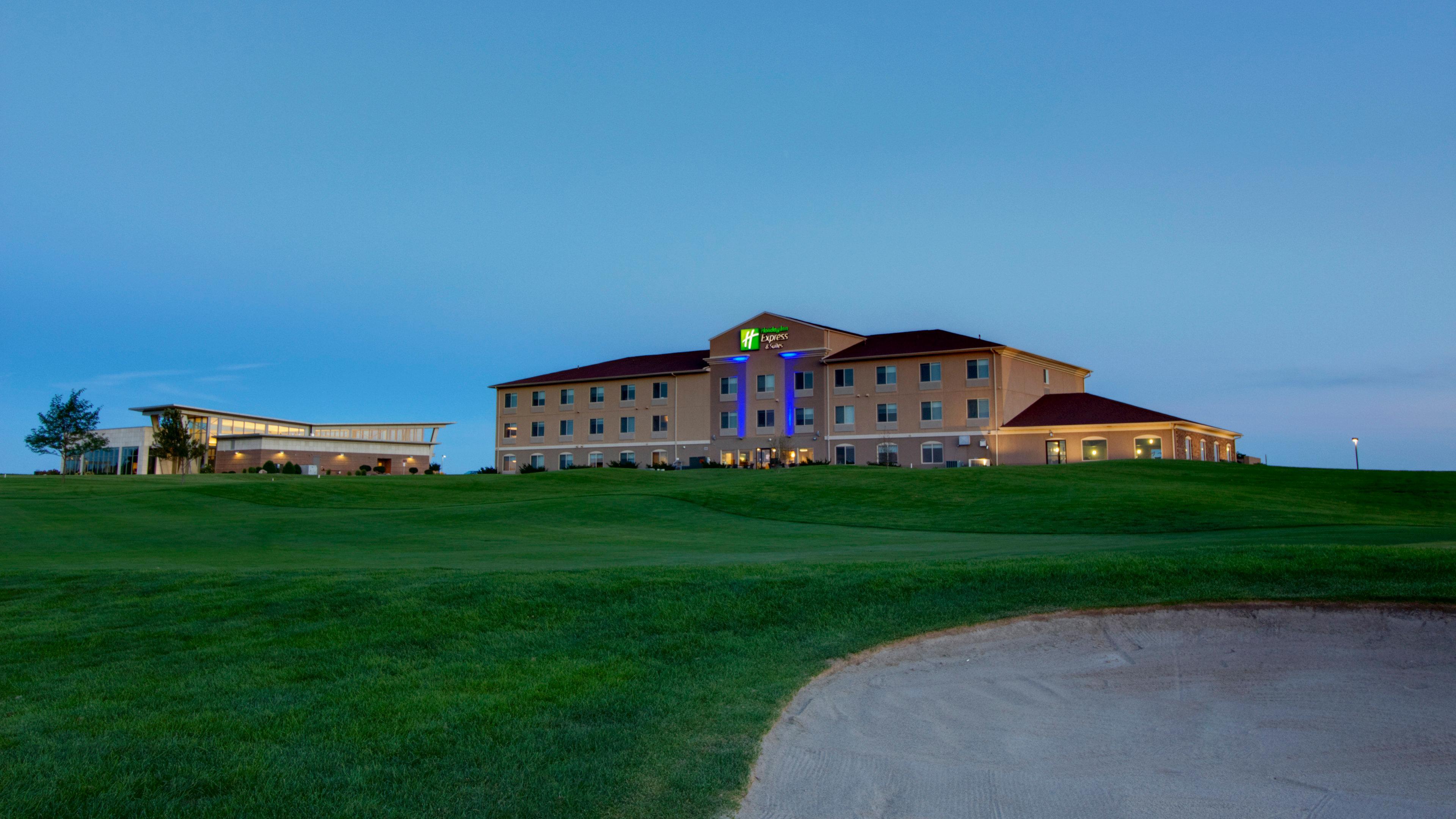 Holiday Inn Express & Suites Sioux Center By Ihg Exteriér fotografie
